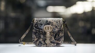 O SAVOIR-FAIRE ATRÁS DA BOLSA DIOR BOBBY FRAME