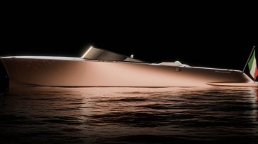 Superbarco elétrico Maserati Tridente redefine aventuras aquáticas luxuosas