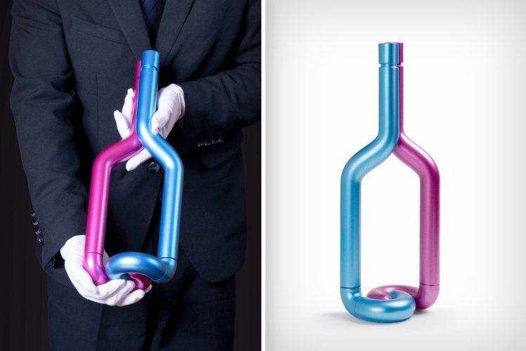 Estas garrafas peculiares exploram a silhueta icônica das garrafas de vinho, imitando o contorno