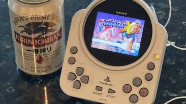 Controlador PS1 raro de 2001 modificado em um peculiar emulador portátil de PlayStation
