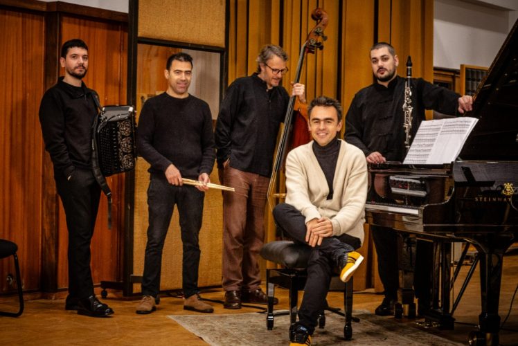 AROUND CLASSIC APRESENTA QUODLIBET: O DIÁLOGO ENTRE BACH E O JAZZ CONTEMPORÂNEO